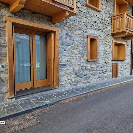 Grazioso Trilocale Con Ampia Terrazza Apartment Chiesa in Valmalenco Exterior photo